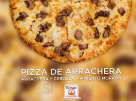 Tu Pizza A La Leña food