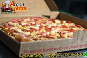 A Toda Pizza food