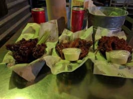 Wing's Army food
