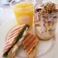 La Botica Kitchen Juicery Comida