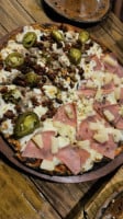 Pizzazteca A La Leña food
