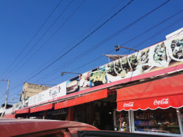 Taqueria Los Carrizos outside