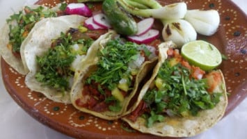 Tacos El Pastorcito food