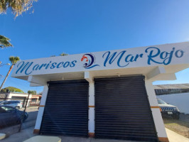 Mariscos Mar Rojo outside