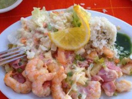 Mariscos Silva de Colima food