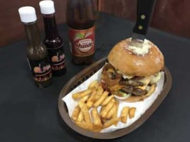 Bull's Burger food