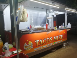 Tacos Mike food