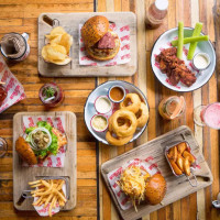 Burger Joint Toreo Parque Central food