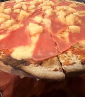 D'santini Pizza A La Leña food