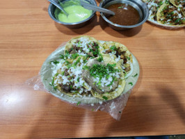 Taqueria Los Güeros De Arandas food