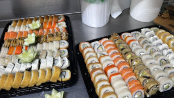 Sushi Express Circunvalación food