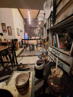 Vintage Café Crepas Y Más food