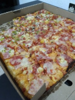 Drilo's Pizza food