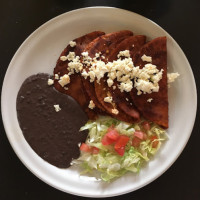 Tres Ceibas food