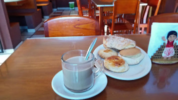 Café Catedral food