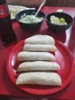 Tacos Heri's food