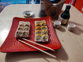 Sushi Azume food