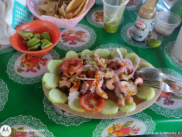 Ostiones Y Mariscos Pillo Garcia food