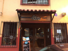 Las Nubes Cafe, México outside
