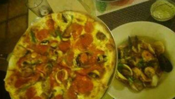Ennio's Restaurante Italiano food