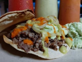 Taquería Nava food