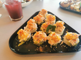 Sushi Tori Colima food