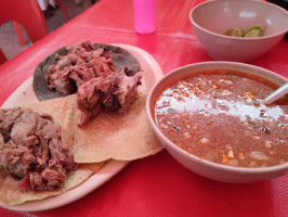 Barbacoa El Güero food