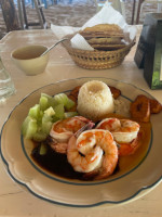 El Capi Beach Club México food