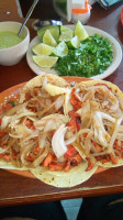 Taqueria Magui food