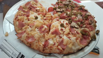 Domino's Pizza Santa Monica food