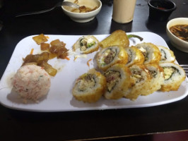 Yio Sushi food