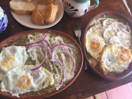 Pozoleria Ahuatlán food