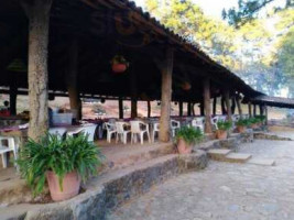 El Arbol De La Culebra outside