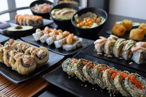 Sushi -111 food