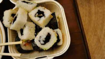 Miyagui Sushi Barra food