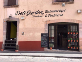 Deli Garden Extérieur