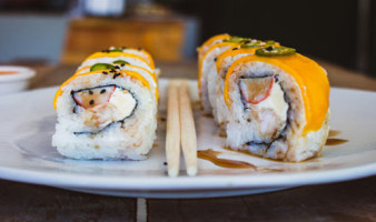 Hiroshi Roll Sushi food