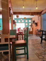 Amado Cafe inside