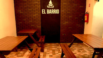 El Barrio inside