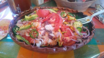 Mariscos El Curadero 7/12 food