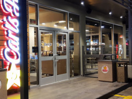 Carl’s Jr. Plaza Alegra food