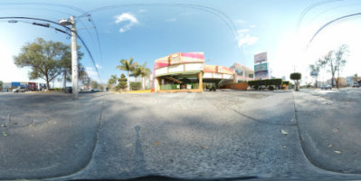 Naranja Tacos outside