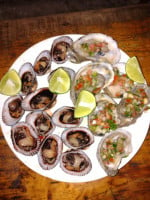 Mariscos Los Cochis food