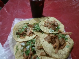 Tacos Los Pioneros food