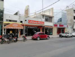 Café Don Lorenzo outside