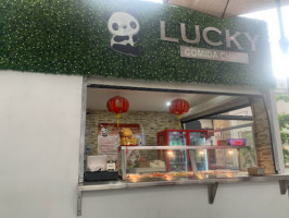 Lucky Comida China food