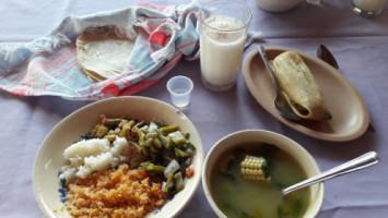 La Cabaña Del Indio food