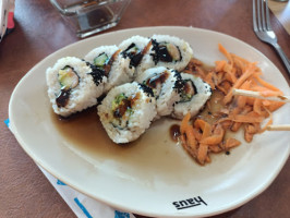 Sushi Maz food