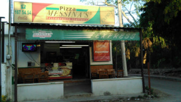 Santi's Pizza inside