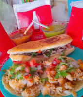 Taqueria Los 3 Reyes De San Juan food